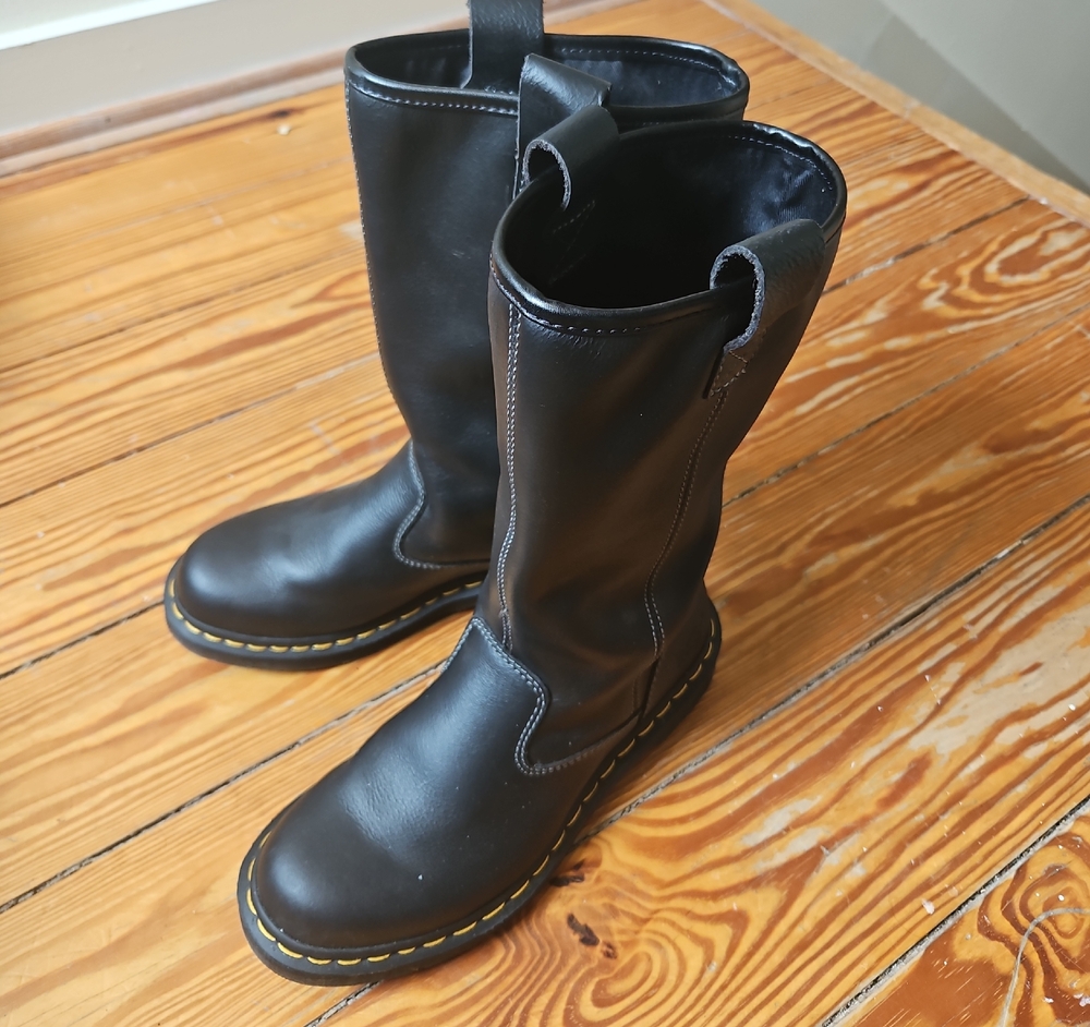 Dr. Martens airwair Black Leather Moto Boots with Yellow Stitching size 8